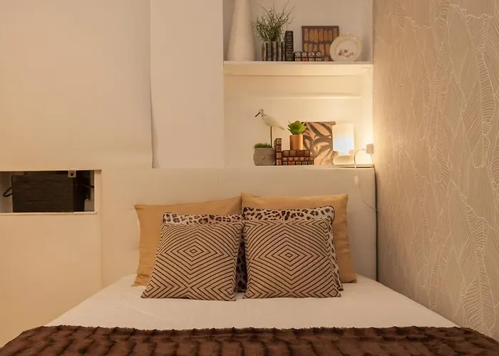 Modern And Cozy In * Lisbona