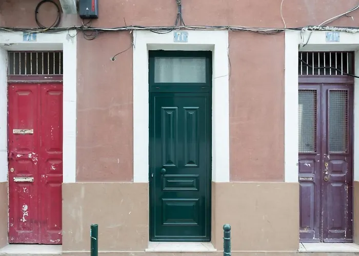 Lejlighed Modern And Cozy In *